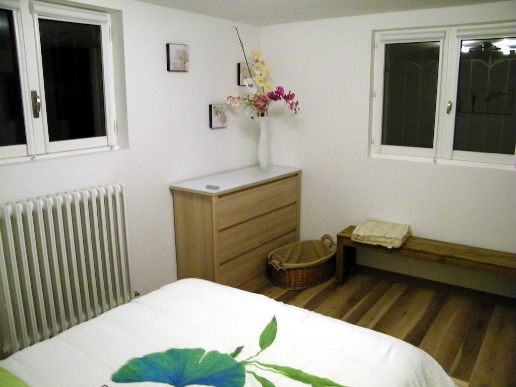 Grand Appartement Dans Villa Avec Parking Quartier Residentiel Joigny Room photo